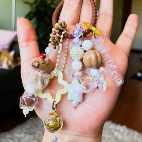 Bag charm Café